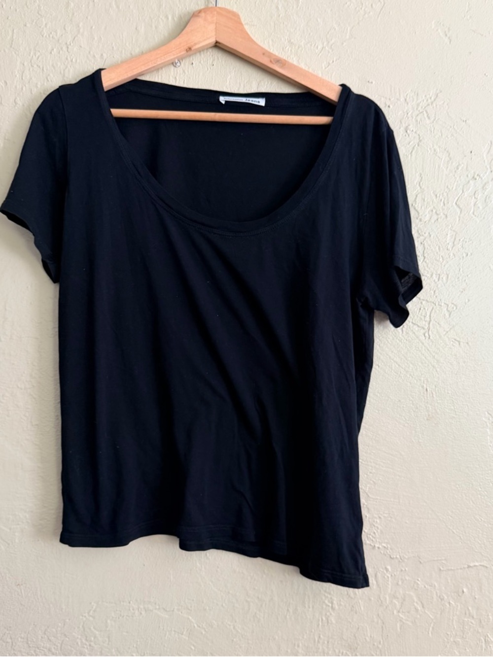 Reformation Black Scoop Neck Short Sleeve Tee pit to pit 20", length 23"